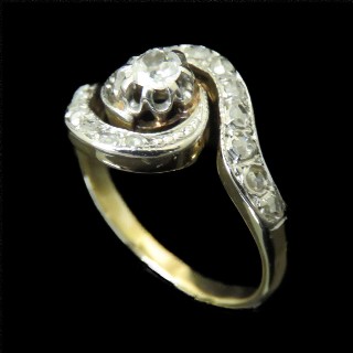 Bague vers 1900 en or jaune 18k et platine avec diamants .Taille 51