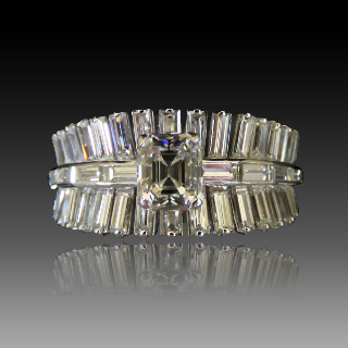 Bague en platine avec 3.60 carats de Diamants baguettes et rectangle