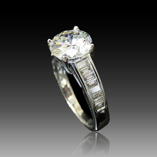 Solitaire en or 18k Diamant brillant de 2.44 Cts F-VVS2