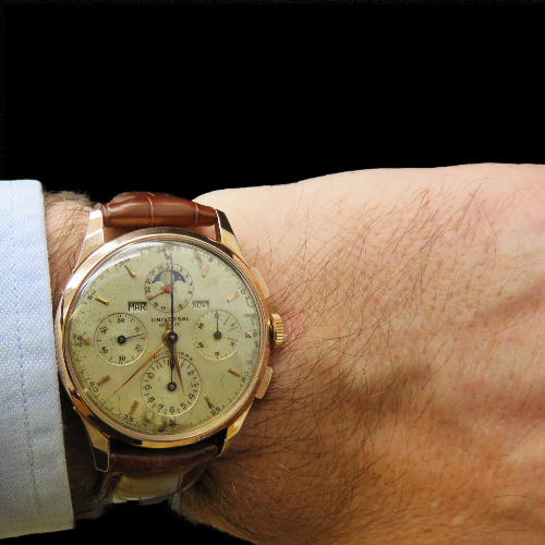 Montre Universal Genève Vintage modèle Or rose 18k mécanique vendue