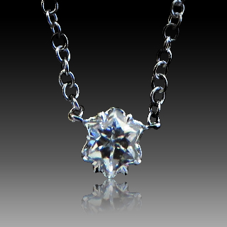 Collier Pendentif Montblanc avec Diamant 0,52 cts D-Pur 10x Or gris 18k.