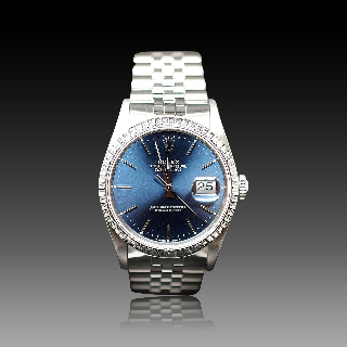 Montre Rolex Oyster Datejust Homme Acier de 1990. Cadran Bleu. Ref : 16220 . Montre Rolex Oyster Datejust Homme Acier de 1990. Cadran Bleu. Ref : 16220 .