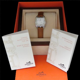 Montre Hermes Cap Cod tonneau petit modèle en Acier quartz de 2010. Boite & Papiers.