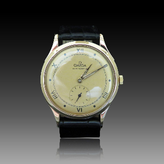 Montre Omega Vintage en or rose 18k Automatique Vers 1949. 34 mm.