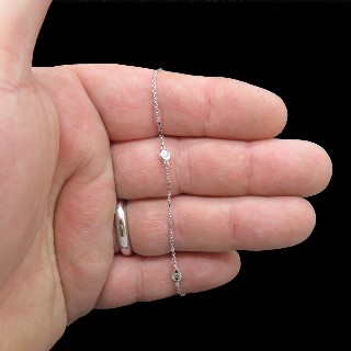 Bracelet Tiffany & Co par Olga Peretti en argent et diamants .