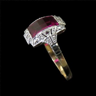 Bague vintage vers 1930 en Or 18K et Platine avec roses de Diamants et Verneuil