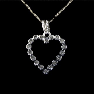 Collier Pendentif  Coeur Or Gris 18k et Diamants 