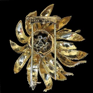 Broche Van Cleef & Arpels Or 18 Cts et Platine Vers 1960 avec Diamants. 