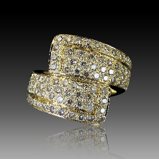 Bague en Or jaune 18 Cts avec 1,55 Ct de diamants taille brillant H-VS. 