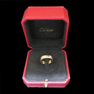 Bague Cartier Love Médium Or jaune 18K et Diamants Vers 2005 Taille 55.