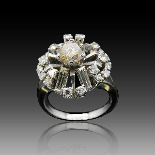 Bague Or gris 18 Cts avec Diamants brillants & baguettes Bague Or gris 18 Cts avec Diamants brillants & baguettes