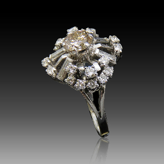 Bague Or gris 18 Cts avec Diamants brillants & baguettes Bague Or gris 18 Cts avec Diamants brillants & baguettes