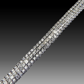 Bracelet souple en or gris 14 carats avec 15,0 Cts de Diamants G-VS.