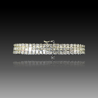 Bracelet souple en or gris 14 carats avec 15,0 Cts de Diamants G-VS.