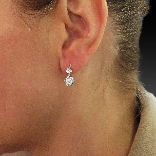  Boucles d'oreilles Dormeuses en or gris 18k et Platine vers 1960 avec Diamants 0,90 Cts