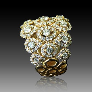 Bague or rose 18K avec 221 diamants brillants soit 1,92 Cts G-VS. Taille 52