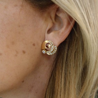 Boucles d'oreilles en or rose 18k avec Diamants Vers 1940. Boucles d'oreilles en or rose 18k avec Diamants Vers 1940.