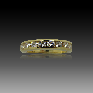 Demi Alliance diamants brillants 1,0 Cts en or jaune 18k .Taille 53.