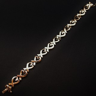 Bracelet Tiffany & Co  "Loving Heart"  Or Jaune 18k.