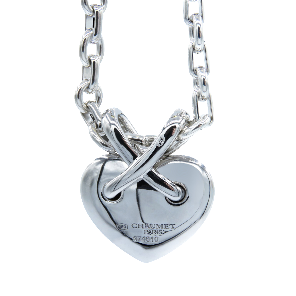 Collier Pendentif  Chaumet Coeur "Lien" or gris 18k diamants vers 2000