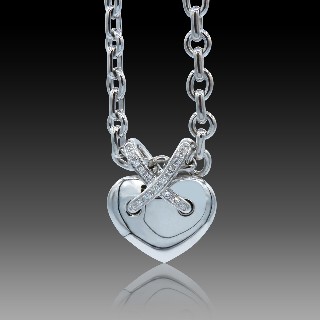 Collier Pendentif  Chaumet Coeur "Lien" or gris 18k diamants vers 2000