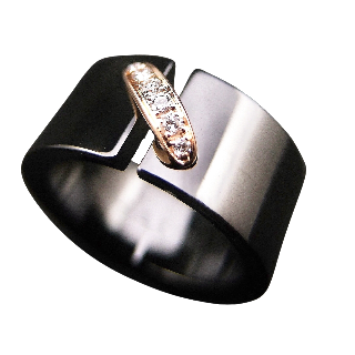 Bague Chaumet "Liens" en céramique noire or rose 18k diamants. taille 56