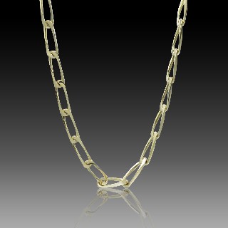 Collier Cartier "Maille cheval" Or jaune 18k massif Vers 1975. Poids: 85,80 Gr.