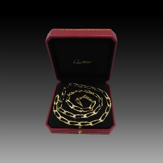 Collier Cartier "Maille cheval" Or jaune 18k massif Vers 1975. Poids: 85,80 Gr.