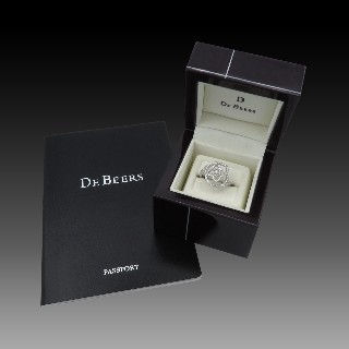 Bague "De Beers" Or gris 18k "Lotus" avec 0.45 Cts Diamants. Taille 49