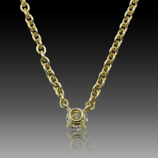 Collier pendentif Cartier de 0.25 Cts en Or jaune 18k de 1997. Full set.