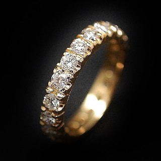 Alliance or gris 18k avec 2.0 Cts Diamants Brillants . Taille 53.