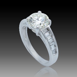 Solitaire en or 18k Diamant brillant de 2.01 Cts J-VVS2