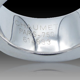 Bague Chaumet "Liens" Taille GM" en or gris 18k diamants. taille 52-53
