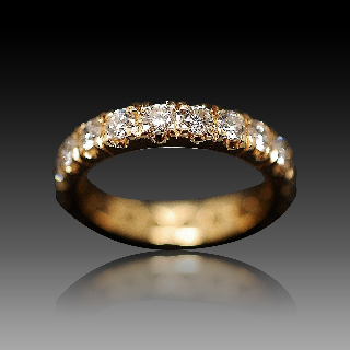 Alliance or jaune 18k avec 1.60 Cts Diamants Brillants . Taille 55.