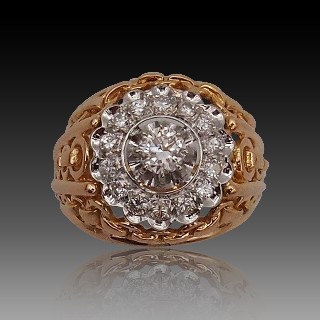 Bague or jaune 18k et platine vers 1950 , avec rosace en diamants 0.65 ct total