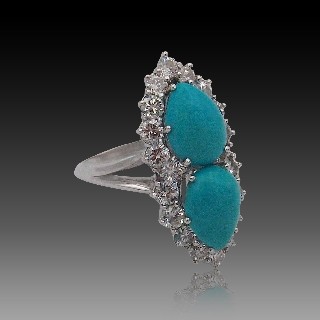 Bague or gris 18k vers 1960 , forme Marquise , turquoises et diamants 1.7 ct