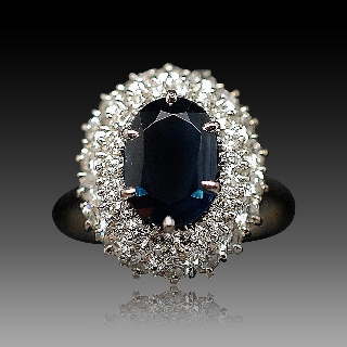 Bague en or gris 18k avec saphir fin et diamants .Taille 53 Bague en or gris 18k avec saphir fin et diamants .Taille 53