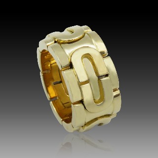 Bague Cartier "C" en Or 18k grand Modèle de 1996. Taille 54. Poids : 20,30 Grs