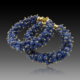 Boucles d'oreilles Créoles en Or jaune 18k et Saphirs Bruts Boucles d'oreilles Créoles en Or jaune 18k et Saphirs Bruts