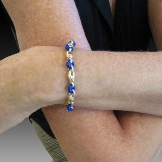 Bracelet en or jaune 18K Lapis lazuli . Poids: 12,90 gr. 