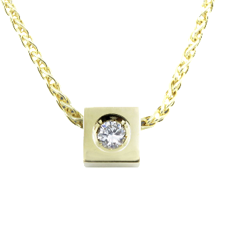 Collier pendentif en Or jaune 18k  avec diamant de 0,18 Cts G-VS