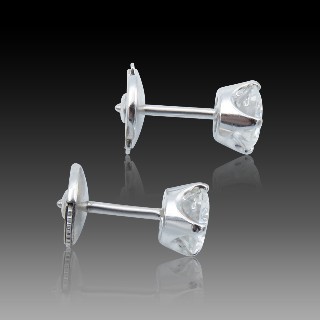 Puces d'oreilles Or gris 18k avec Diamants brillants 0.75 Cts et 0.74 Cts. E-SI2 et F-SI1