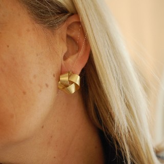 Boucles d'oreilles Niessing Or jaune 18k . Prix Neuf : 2200€