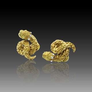 Boucles d'oreilles Clips ZOLOTAS "Têtes de Lion" or jaune 18k diamants. Poids : 21.90 Grs.