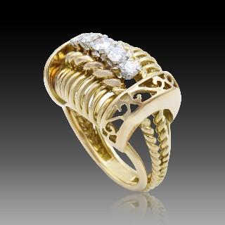 Bague vintage vers 1960 en Or 18K et Platine avec 0,50 Cts de Diamants Bague vintage vers 1960 en Or 18K et Platine avec 0,50 Cts de Diamants