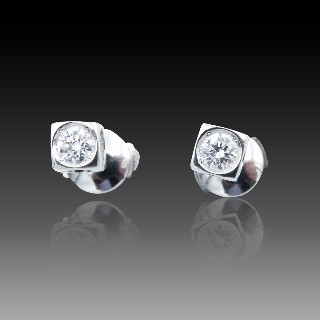 Puces d'oreilles DinhVan Or gris 18k avec Diamants brillants Puces d'oreilles DinhVan Or gris 18k avec Diamants brillants