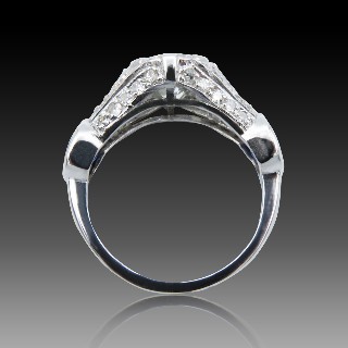  Solitaire en platine avec Diamant Brillant de 1,52 Cts H-VS2 (HRD) et saphirs .