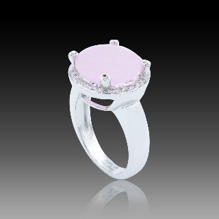 Bague Poiray "Filles cabochon" en Or rose 18k avec quartz rose.