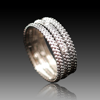 Bague Mauboussin "Le Premier Jour" Diamants. Or gris 18k .Taille 51.