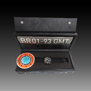 Montre Bell & Ross Acier BR-01-93 GMT PVD noir mat Chronographe Automatique de 2010. Full set.